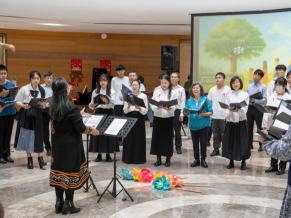 Taiwan Tech Choir brings “The Tree Still Stands” to to a medical facility, uplifting every resilient heart.[19 Mar. 2026]
